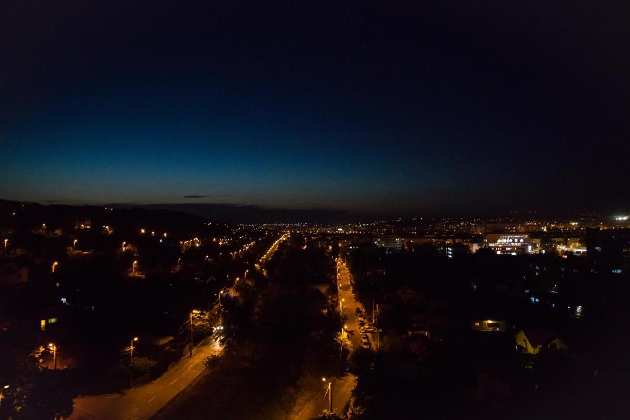 Panorama View Apartment 2Km To Palas Iasi Ngoại thất bức ảnh