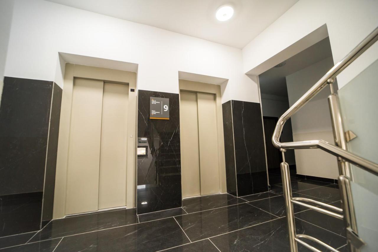 Panorama View Apartment 2Km To Palas Iasi Ngoại thất bức ảnh